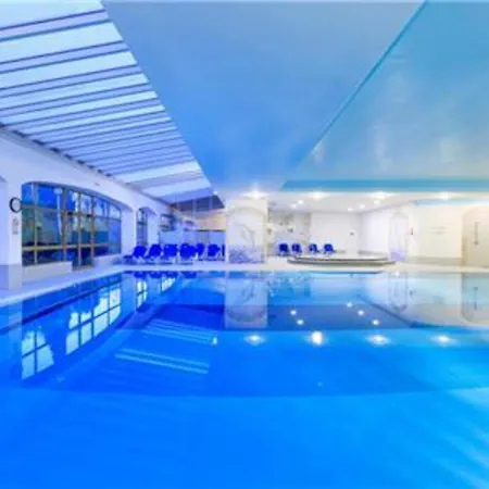 Brilliant 1 Bedroom Apartament