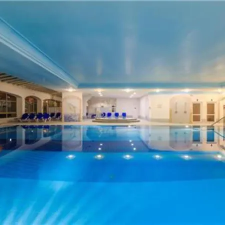 Brilliant 1 Bedroom *