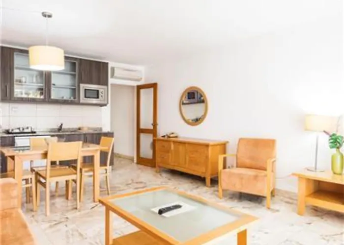 Brilliant 1 Bedroom Lägenhet Portimão